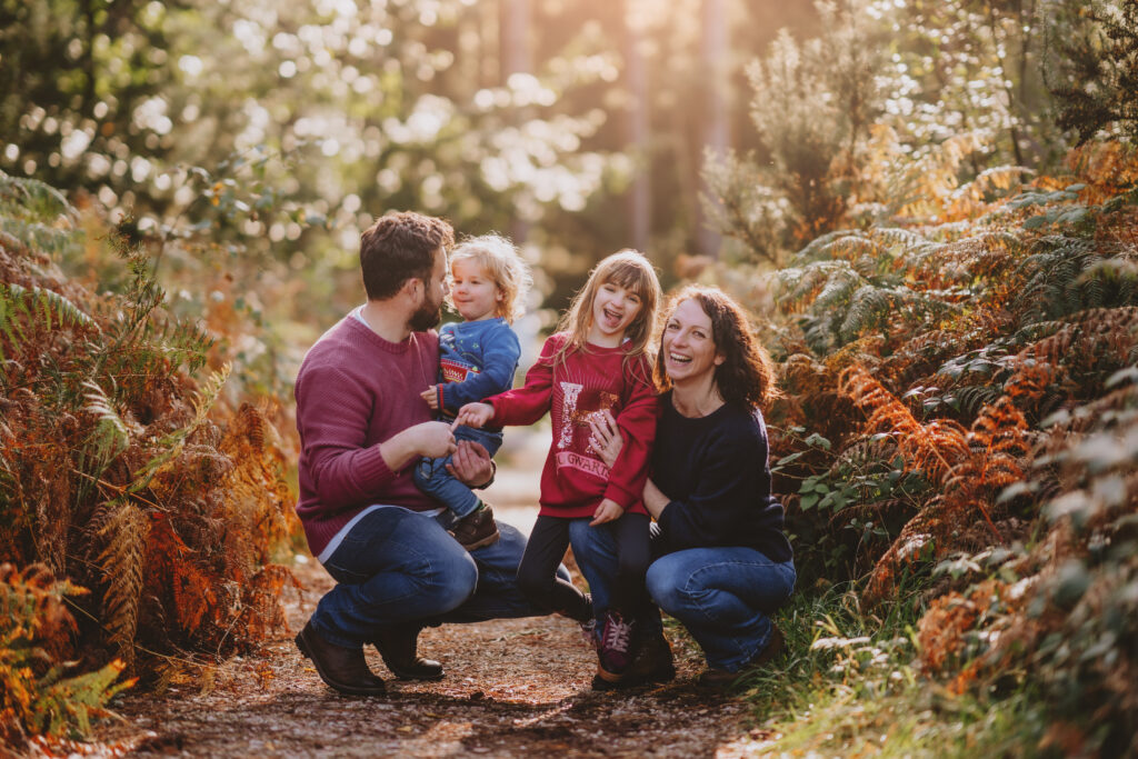 Outdoor family photo shoot at Sherwood Pines