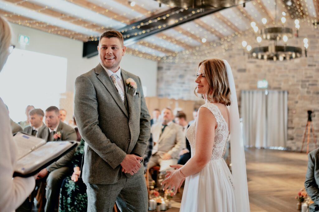 Stretton manor barn wedding photographer
